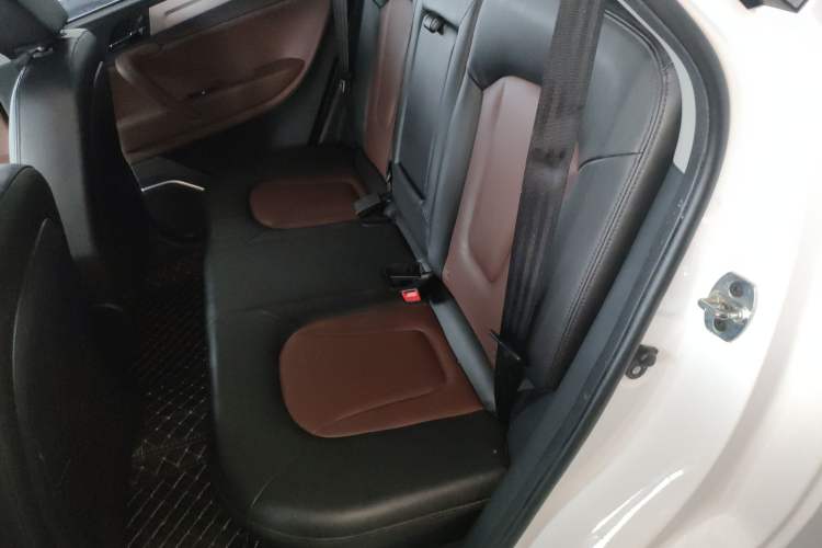 Used JAC Refine S5 2015 1.5T Manual Luxury Sport Edition
