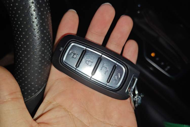 Used Roewe RX3 2021 PRO 1.6L CVT Elite Model Vehicle Key