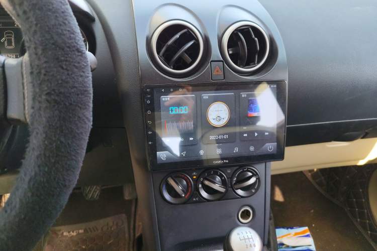 Used Nissan Qashqai 2012 2.0 XL Fire 6MT 2WD Audio And AC Panel