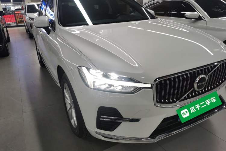 Used Volvo XC60 2022 B5 4x4 Zhiyi Luxury Edition
