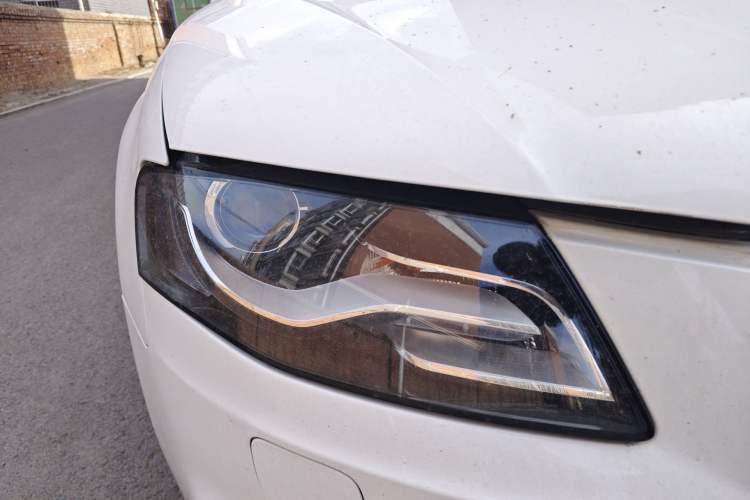 Used Audi A4L 2011 2.0 TFSI Comfort Model Right Front Headlight