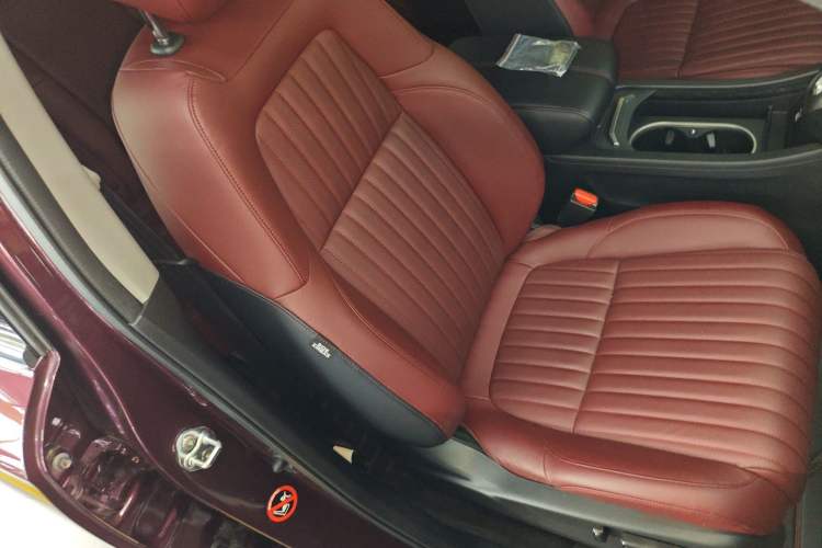 Used Honda Breeze 2020 240TURBO CVT Four-Wheel Drive Premium Edition Right Front Seat