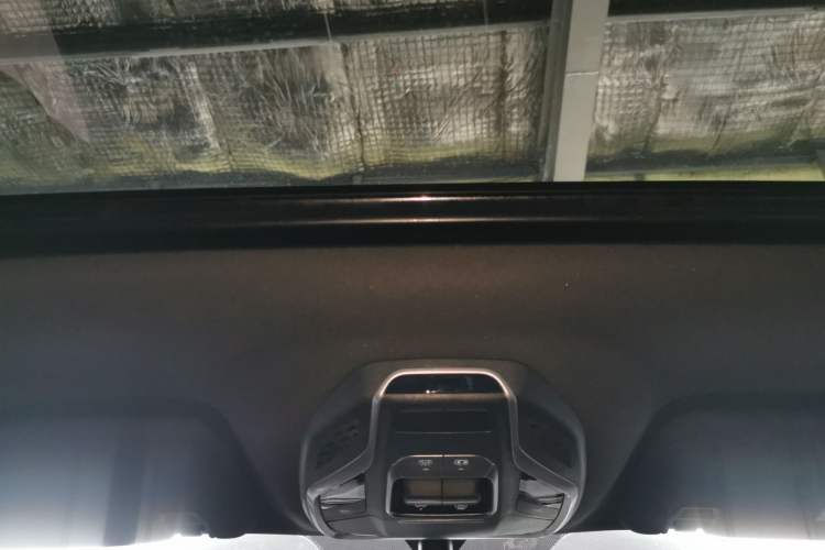 Used Geely Auto Coolray 2019 Sport Version 260T DCT Explorer China VI Standard Headliner