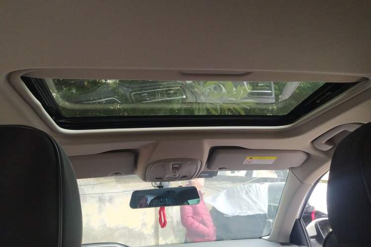 Used Peugeot 308 2018 1.6L Automatic Luxury Edition Headliner