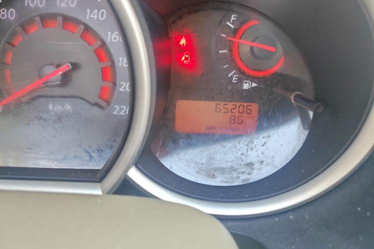 Used Nissan Sylphy 2012 Classic 1.6XE Manual Comfort Edition Odometer Close Up