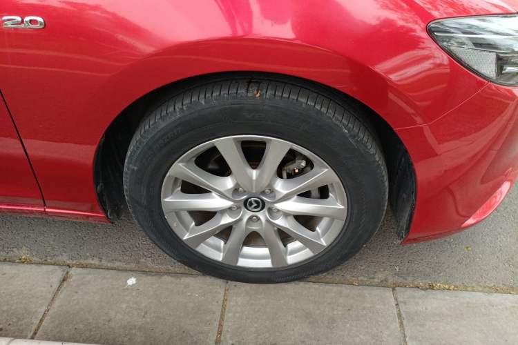 Used Mazda Atenza 2017 2.0L Blue Sky Luxury Edition Right Front Wheel Hub