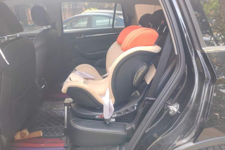 Used Skoda Kodiaq 2018 Facelifted TSI330 5-Seater Two-Wheel-Drive Luxury Enjoyment Edition
