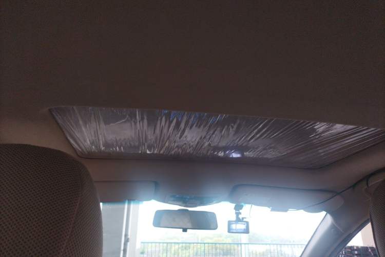 Used Roewe 350 2014 1.5L Automatic Xunyue Version Headliner