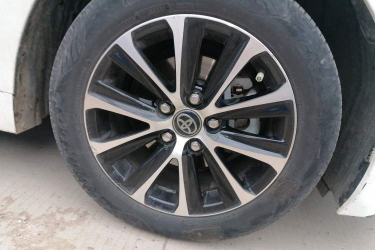 Used Toyota Levin 2023 Smart Electric Hybrid Dual-Engine 1.8L Luxury Edition