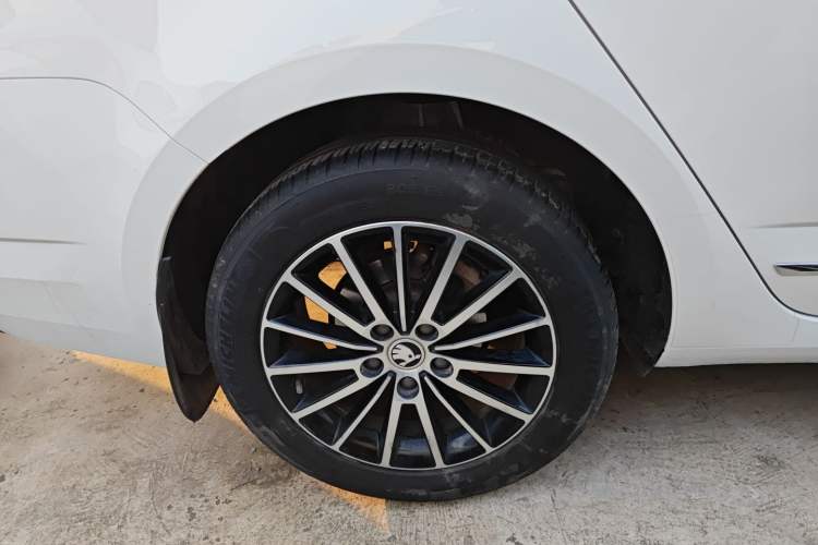 Used Skoda Octavia 2019 TSI230 DSG SmartDrive Luxury Edition China V Standard