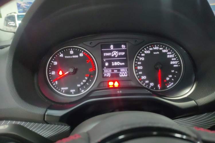 Used Audi Q2L 2022 35 TFSI Progressive Dynamic Edition