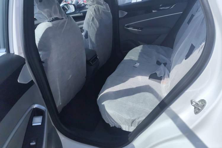 Used Geely Auto Emgrand X7 Sport 2026 Model 1.5TD Aspirational Left Rear Seat