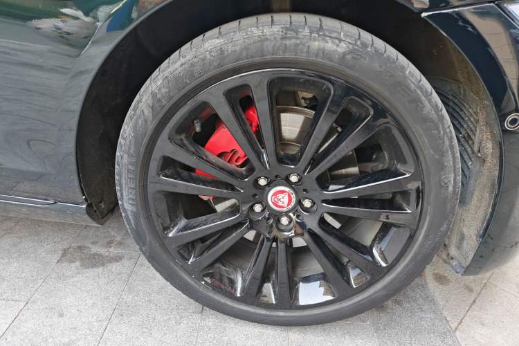 Used Jaguar XFL 2022 XFL 2.0T P250 Two-Wheel-Drive Prestige Luxury Edition