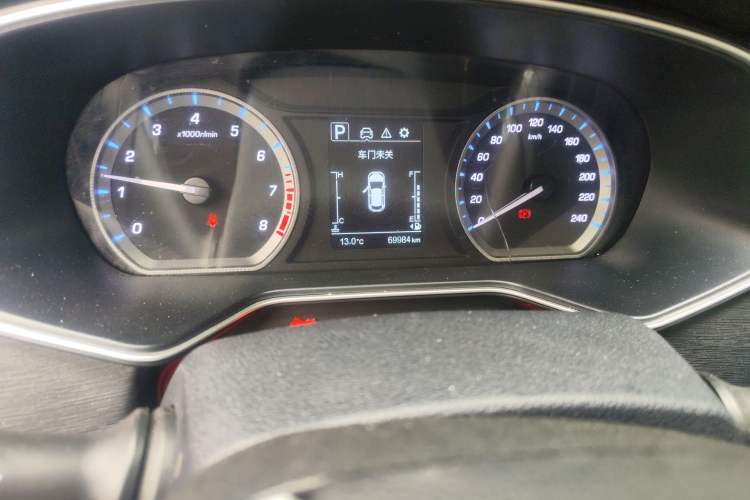 Used CHANGAN OSHAN X7 2020 1.5T Automatic Luxury Version