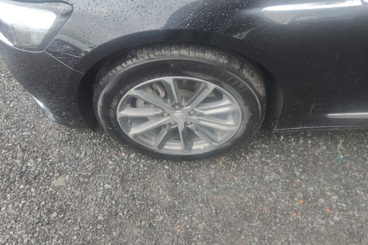 Used Buick LaCrosse 2022 652T Luxury Version Left Front Wheel Hub