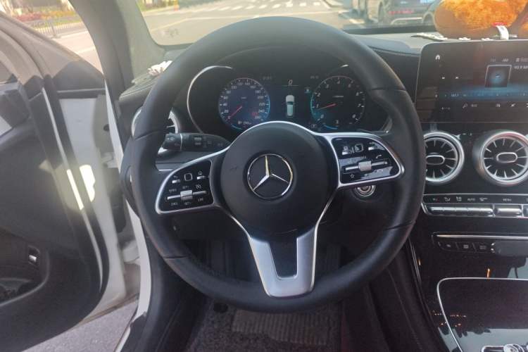 Used Mercedes-Benz GLC 2020 Facelifted GLC 260 L 4MATIC Dynamic Edition
