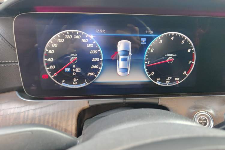 Used Mercedes-Benz E-Class 2018 E 300 L Luxury Model Instrument Cluster