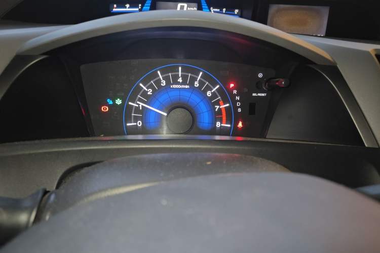 Used Honda Civic 2012 1.8L automatic luxury edition