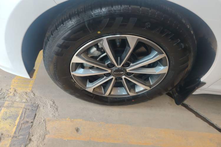 Used BYD Destroyer 05 2024 HONOR Edition DM-i 55KM Luxury Model
