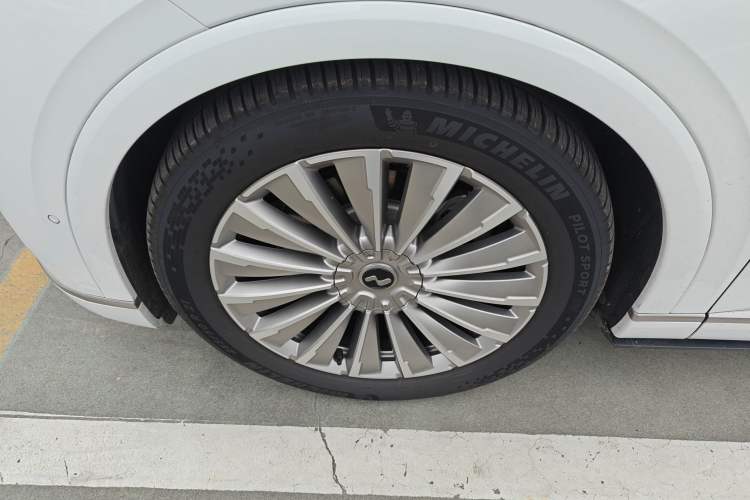 Used ONVO Luxeed L90 2025 Model—Ultra Six-Seater Version Left Front Wheel Hub