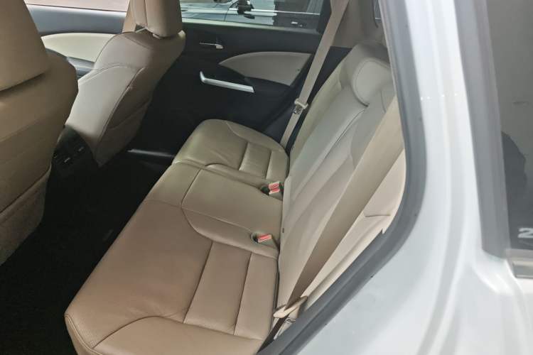 Used Honda CR-V 2015 2.4L two-wheel drive luxury version
