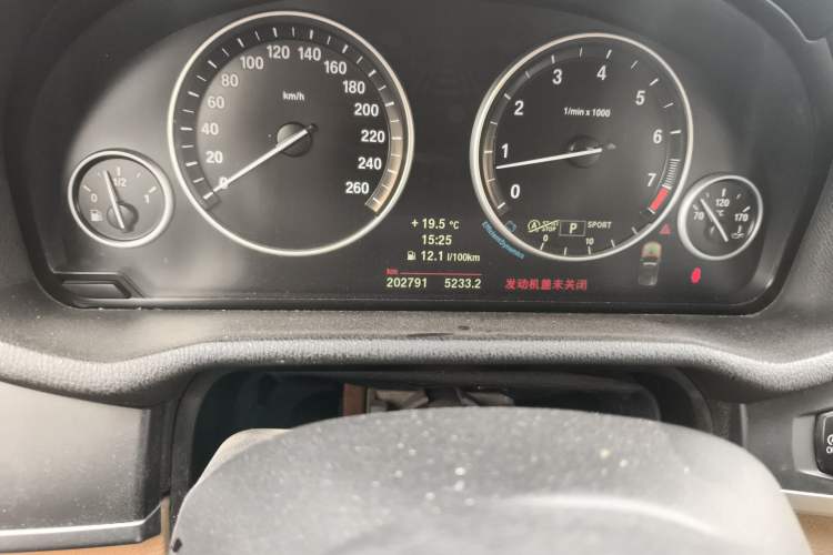 Used BMW X3 2013 Revised xDrive28i Luxury Edition Odometer Close Up