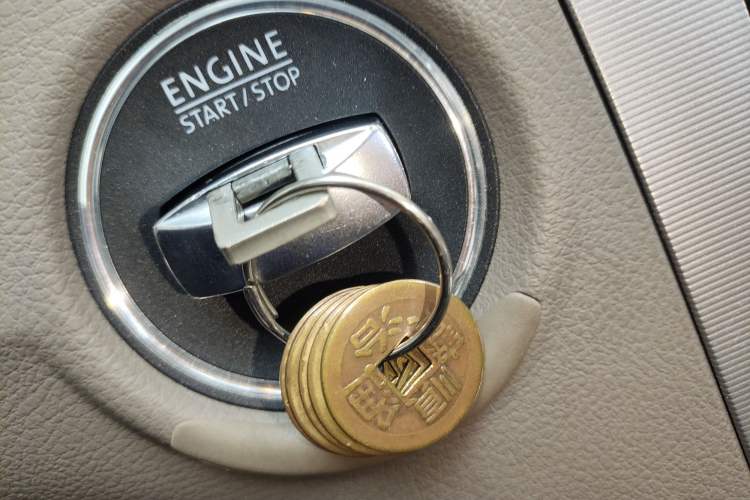 Used Volkswagen Magotan 2015 1.8TSI Prestige Model Vehicle Key