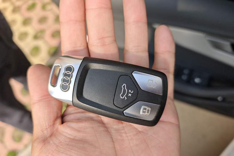 Used Audi A4L 2020 40 TFSI Fashionable and Elegant Model