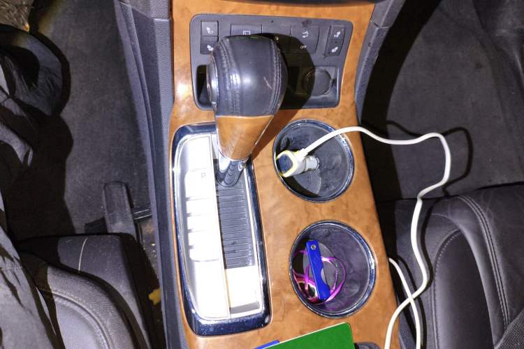 Used Buick Enclave 2010 3.6L Elite Edition
