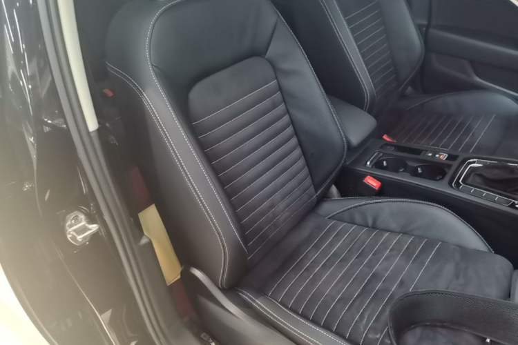 Used Volkswagen Magotan 2020 380TSI DSG Luxury Version Right Front Seat