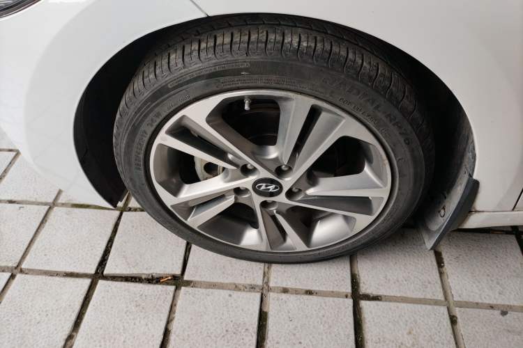 Used Hyundai Elantra (6th Generation / Lingdong) 2018 1.6L Automatic 15th Anniversary Special Edition Exterior 4