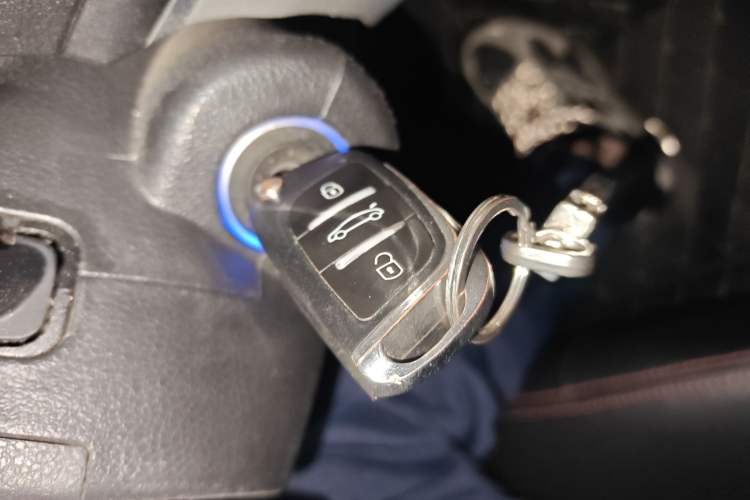 Used Geely Auto Classic Emgrand 2013 Sedan 1.5L Manual Entry-Level Model