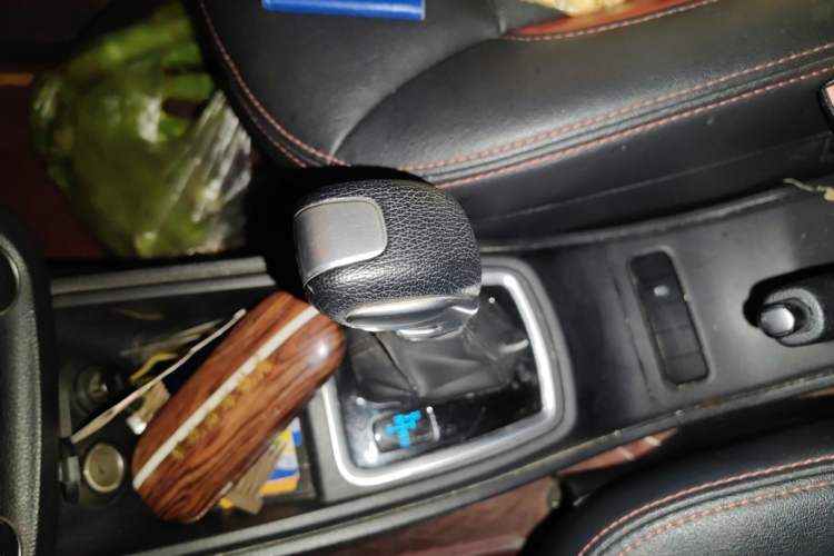 Used Haval H1 2015 1.5L AMT Luxury Model Gear Lever