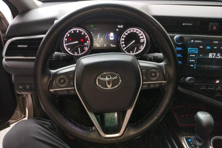 Used Toyota Camry 2019 2.5G Luxury Edition China VI Standard