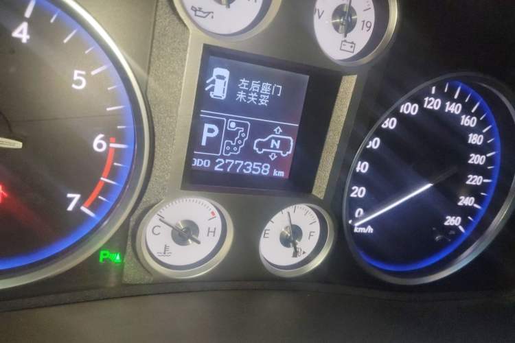 Used Lexus LX 2009 570
