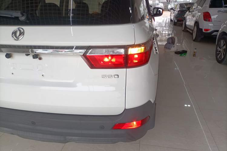Used Dongfeng Fengon S560 2019 1.8L Manual Urban Model