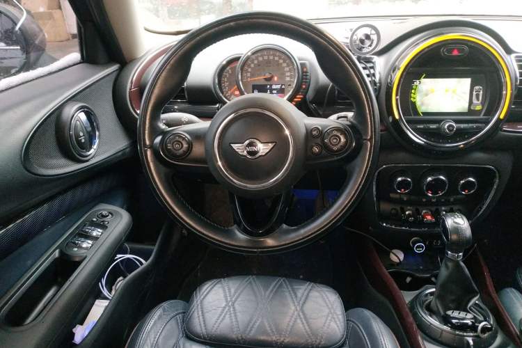 Used MINI Clubman 2016 Revised Version 1.5T COOPER Connoisseur Edition