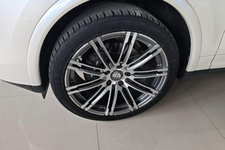 Used Porsche Cayenne 2016 Cayenne Platinum Edition 3.0T Exterior 4