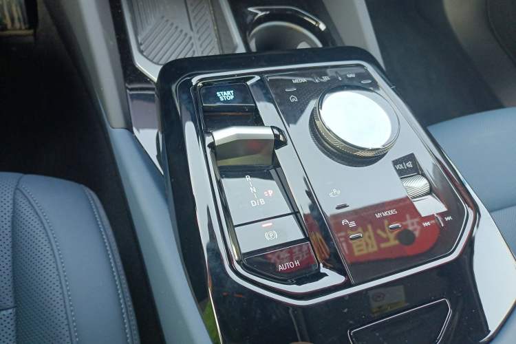 Used BMW i5 2024 eDrive 35L Prestige Luxury Package
