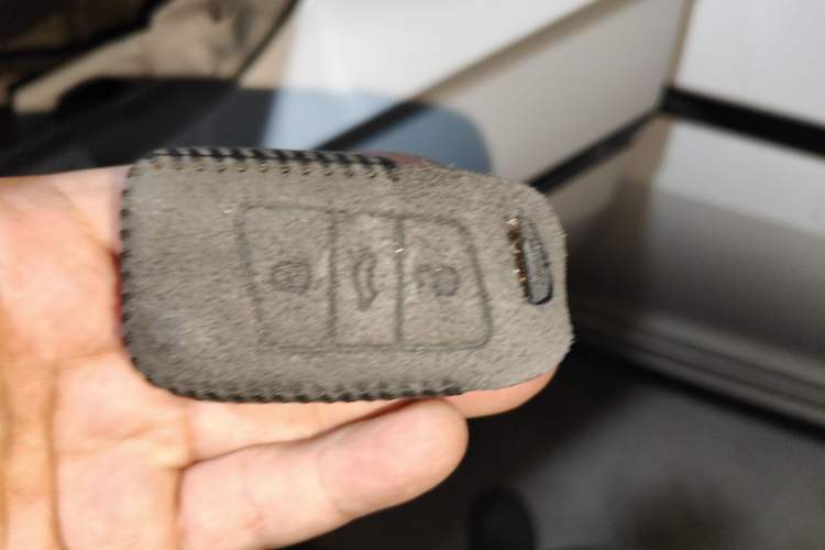 Used Volkswagen Tiguan L 2021 330TSI Automatic Two-Wheel Drive R-Line Enhanced Edition
