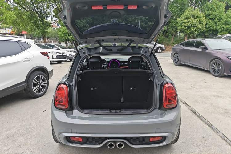 Used MINI 2021 2.0T COOPER S Artist Trunk