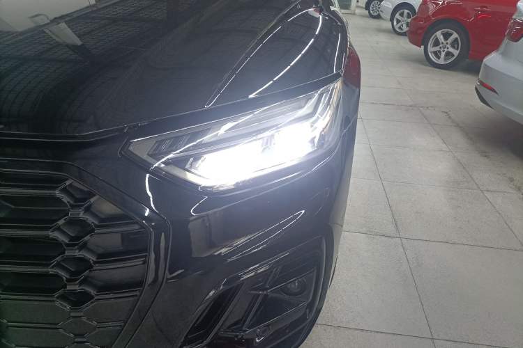 Used Audi Q5L 2023 40T Luxury Dynamic Model
