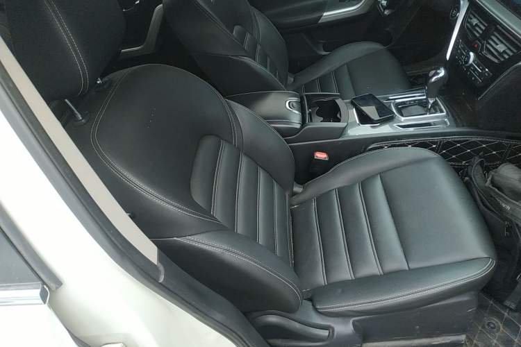 Used Venucia T90 2018 2.0L CVT Smart Connect Prestige Version China VI Standard
