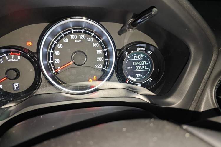 Used Honda XR-V 2015 1.8L EXi CVT Comfort Version
