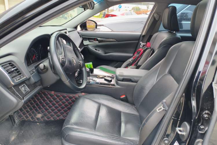 Used Toyota Crown 2018 2.0T Fashion Edition Left Front Seat