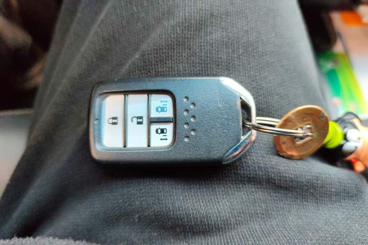 Used Honda Elysion 2016 2.4L Style Edition
