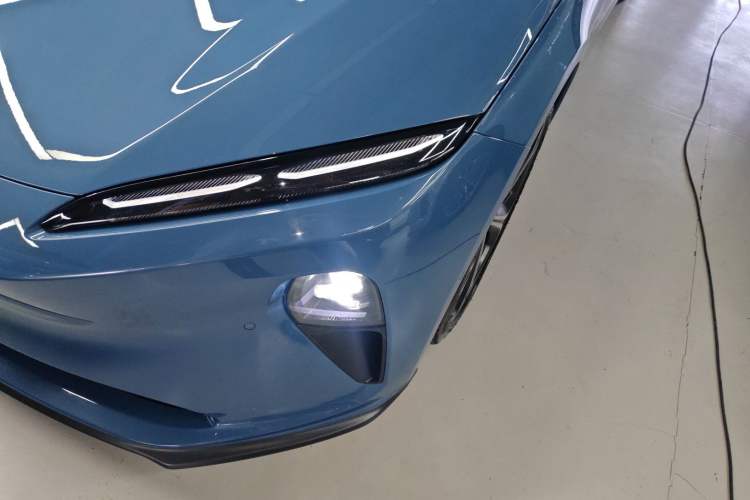 Used Nio ET5T 2023 75 kWh Touring Left Front Headlight