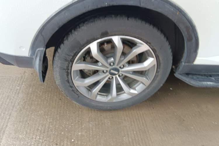 Used Wey VV6 2018 2.0T Four-Wheel Drive Flagship Version China V Standard Exterior 5