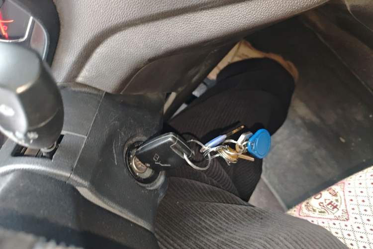 Used Wuling Hongguang V 2022 1.5L Jingqu Version Hydraulic Power Steering LAR