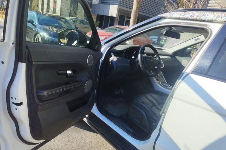 Used Land Rover Range Evoque 2014 2.0T 5-Door Ignite Edition